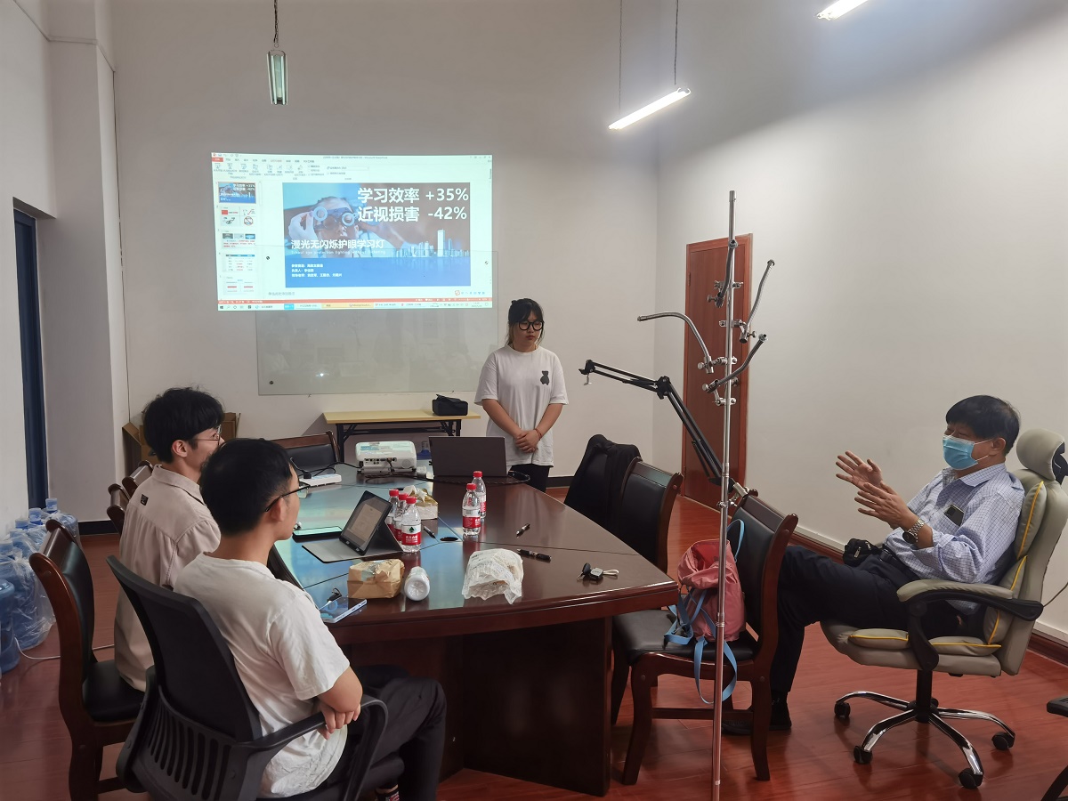 模拟答辩会.jpg